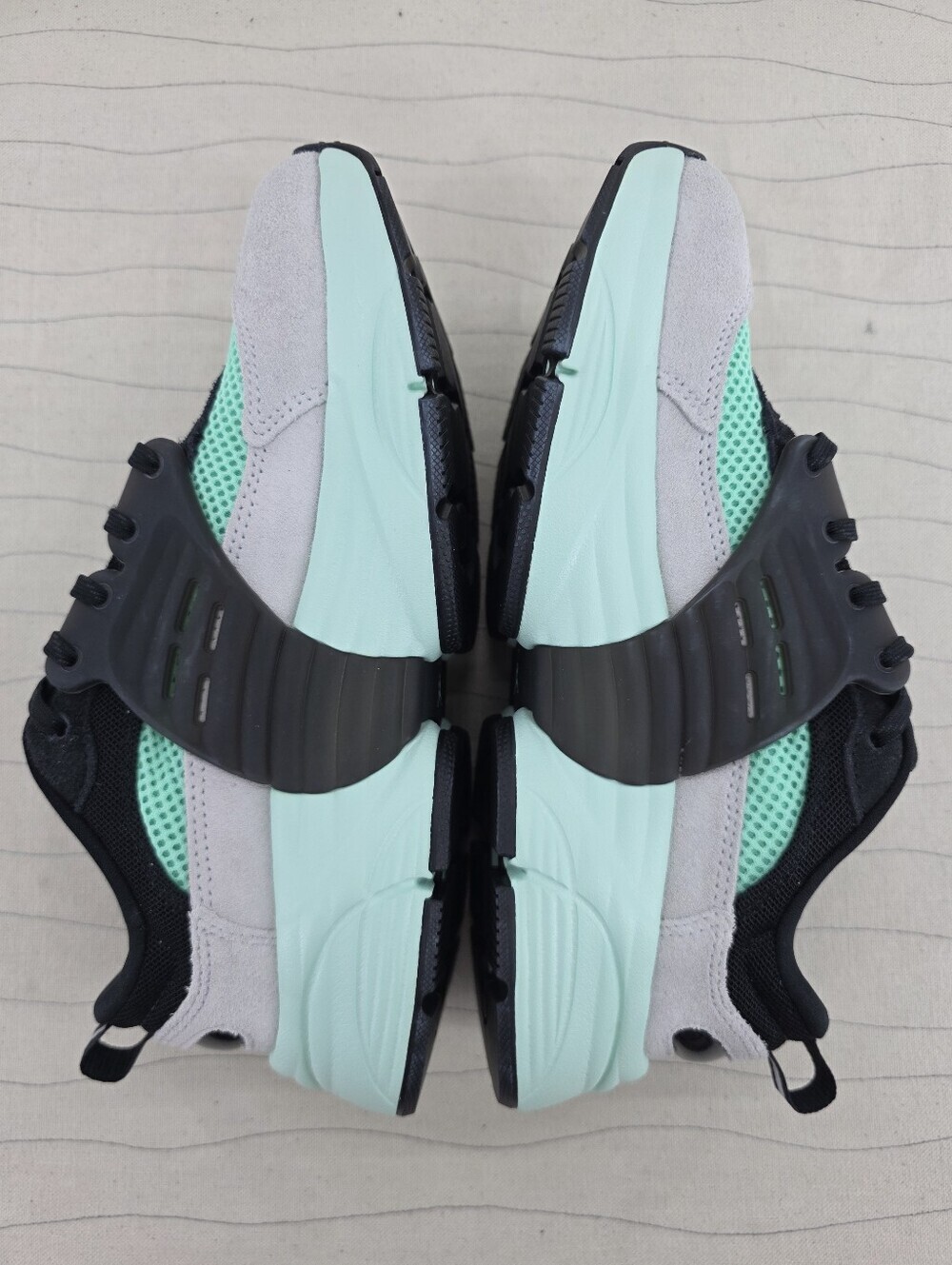 Nike Youth Jordan Trunner O/S GS Black Grey Mint Green Shoes II6531-004 Size 5 - Picture 7 of 10